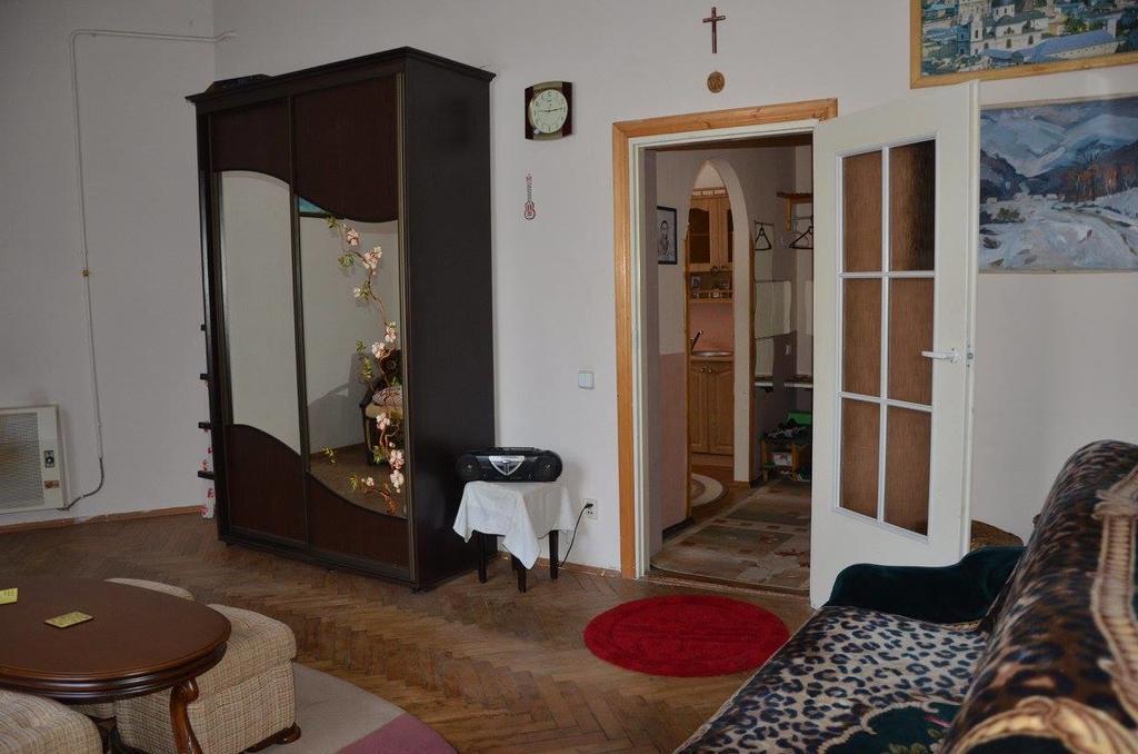 Mieszkanie Na Szpitalnej Lviv Luaran gambar